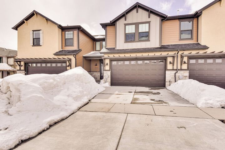 Hot Tub: Heber City Home 15 Mi to Park City!