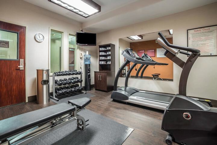 Health and Fitness 30 of 33