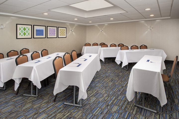 Holiday Inn Express Boston - Saugus by IHG