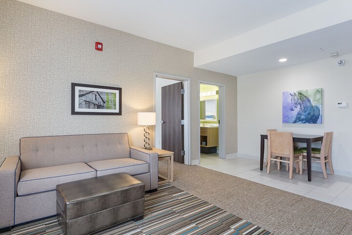 Room 22 of 50