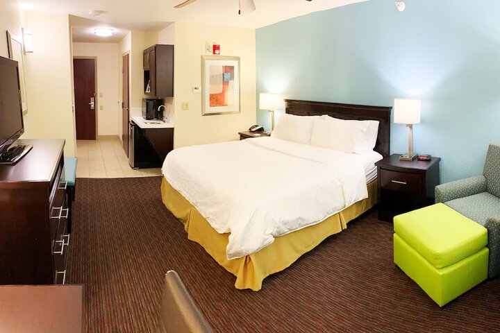 Room 9 of 51