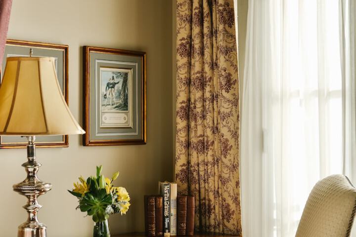 Room 40 of 53