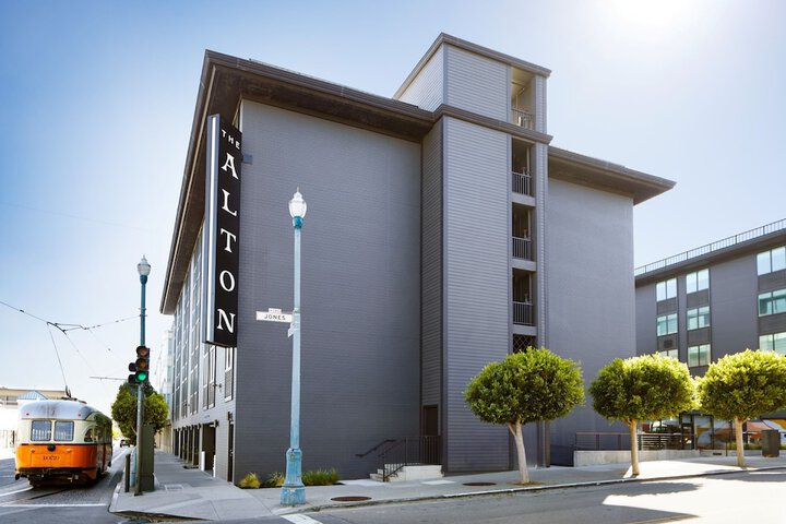 Kimpton Alton Fishermans Wharf by IHG