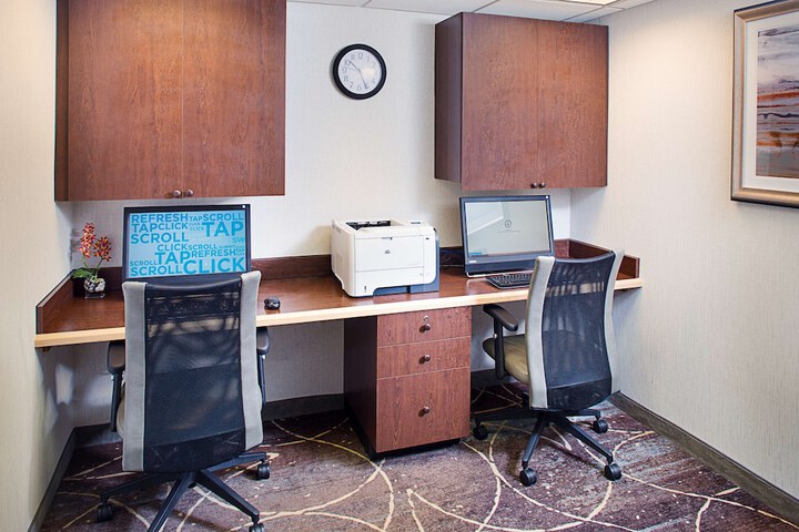 Business Center 54 of 58