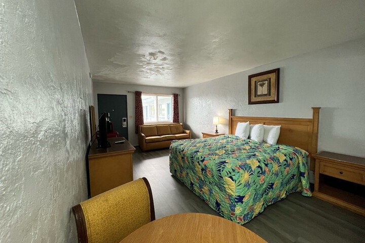 8th Street Motel