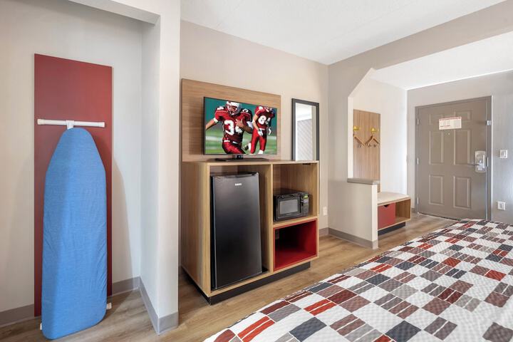Room 30 of 36