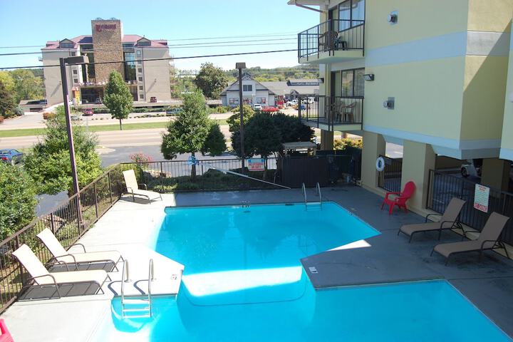 Pool 23 of 150