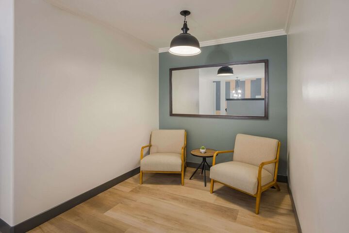 Room 12 of 36