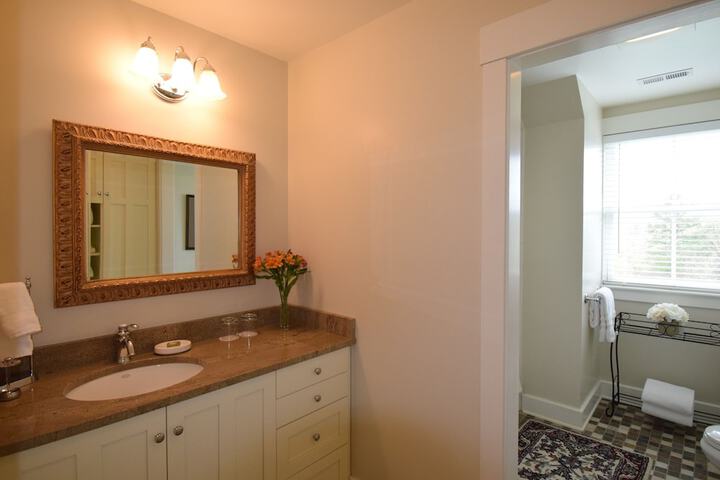 Room 21 of 29