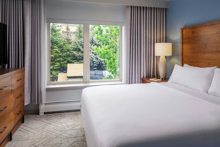 Sheraton Lakeside Terrace Villas at Mountain Vista Avon, Vail Valley