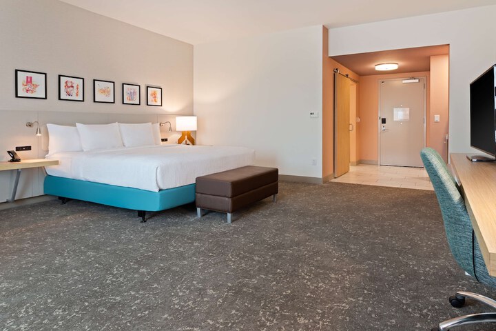 Room 11 of 35