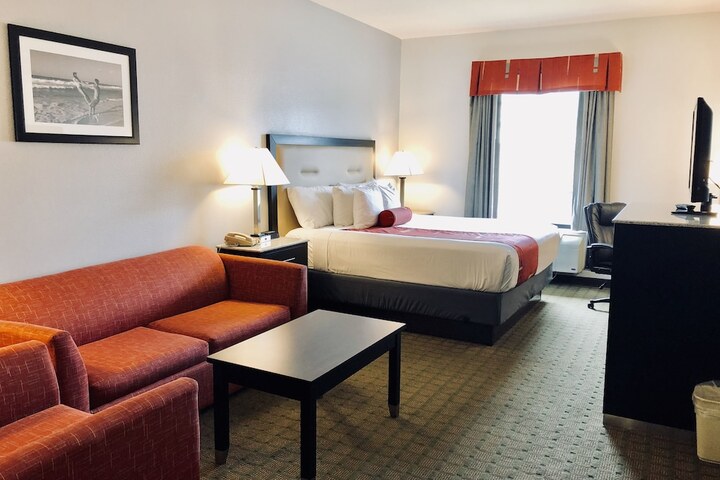 Room 62 of 85