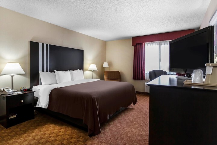 Room 7 of 26