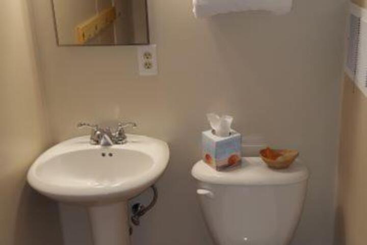 Allen Gulch Cabins