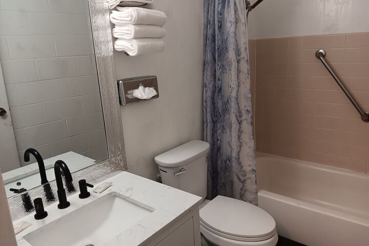Bayside Motor Inn