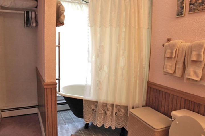 Belle Aire Mansion Guest House