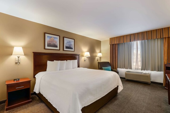 Room 34 of 57