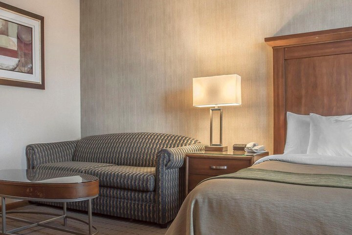 Room 21 of 30