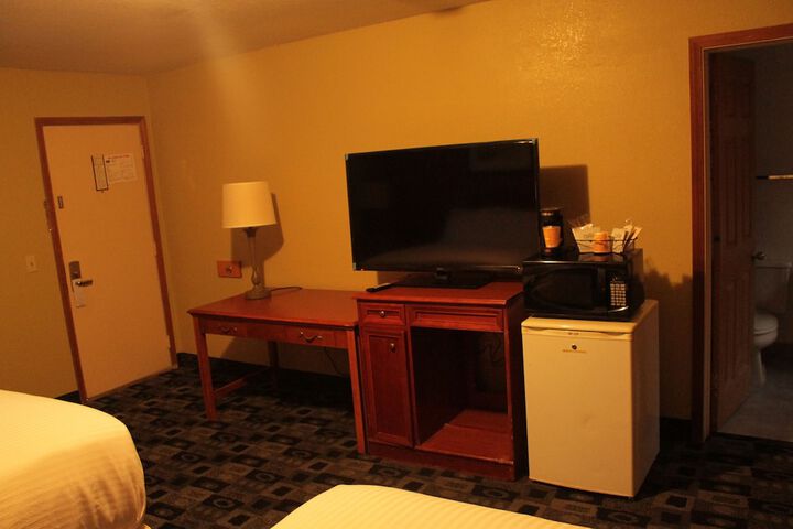 Room 25 of 36