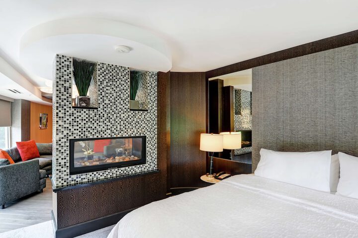 Room 19 of 62
