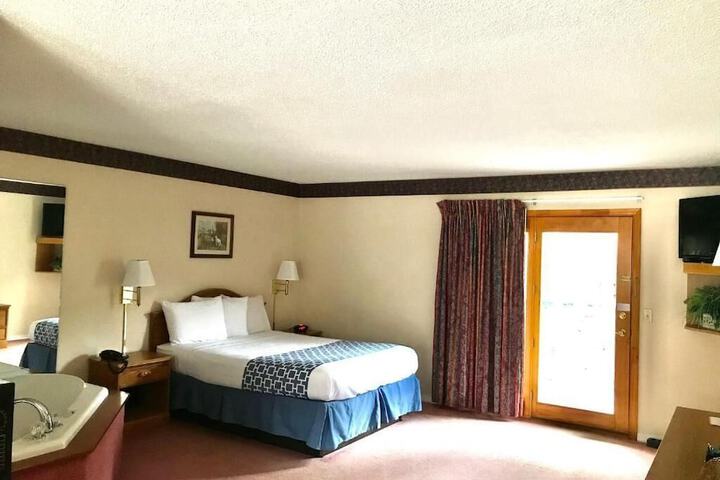 Room 12 of 38
