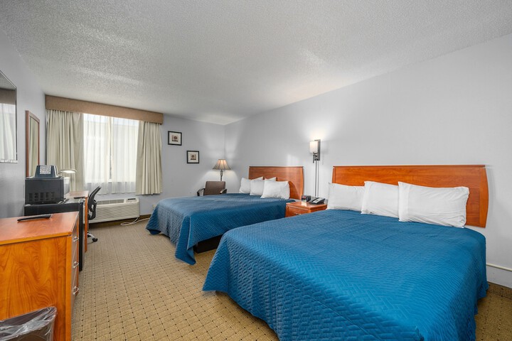Room 52 of 76