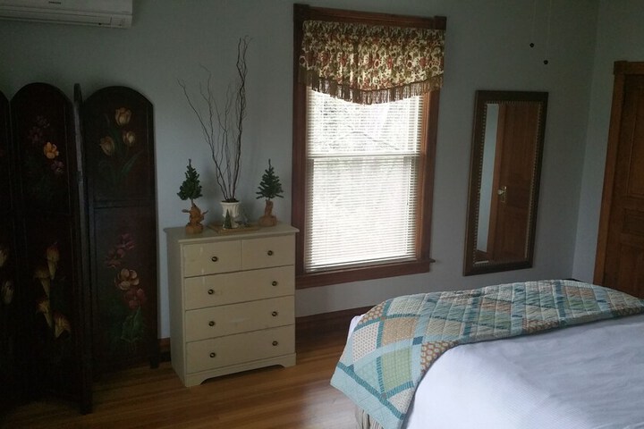 Room 16 of 66