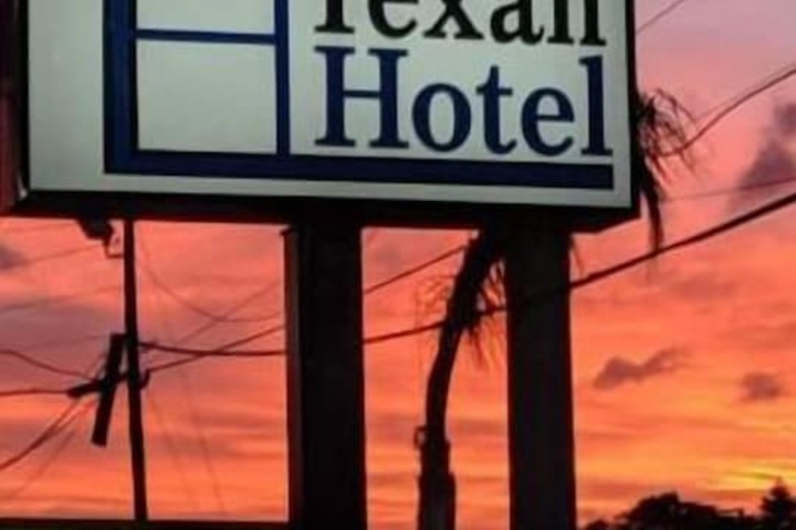 Hotel 5 of 28