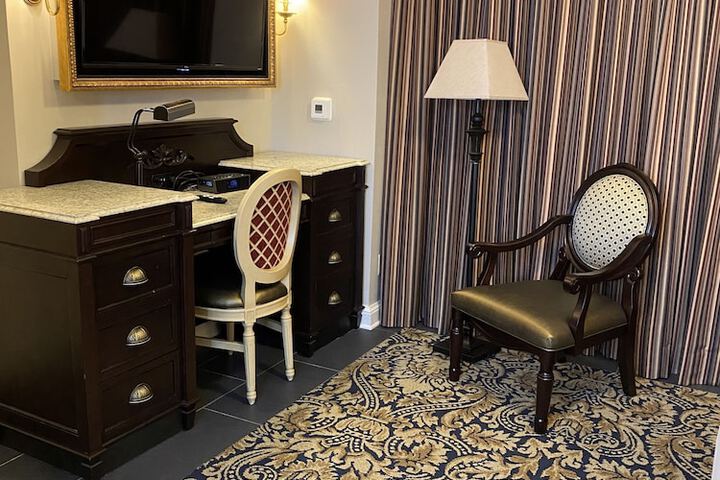 Room 34 of 36