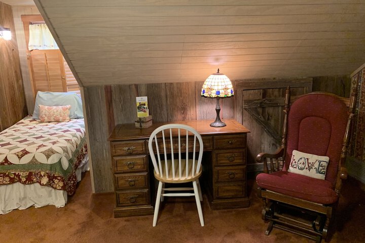 Room 15 of 61