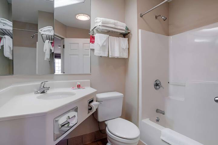 Room 9 of 21
