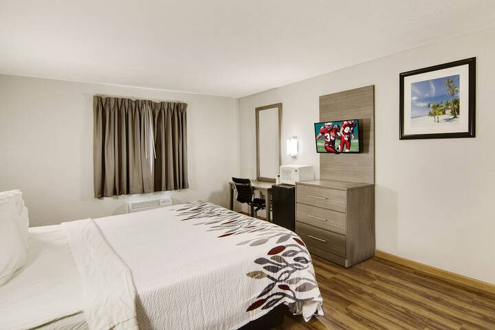 Room 37 of 42
