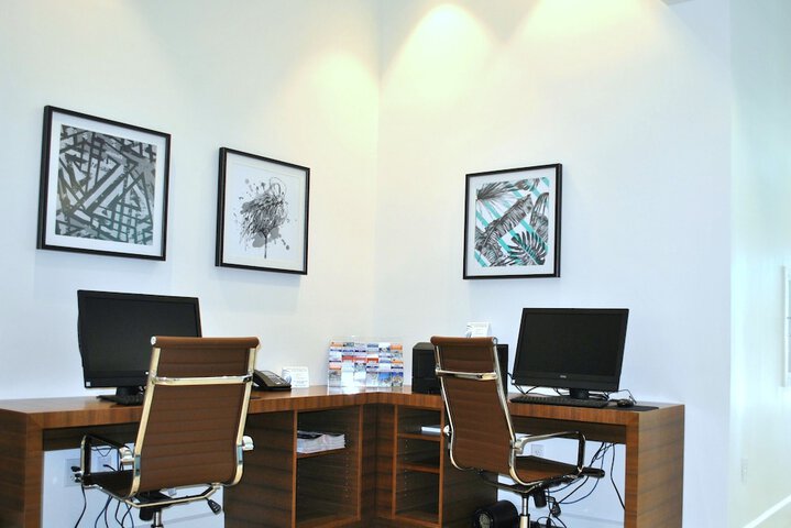 Business Center 30 of 30