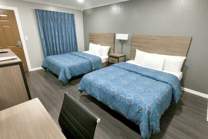 Budget Host Inn