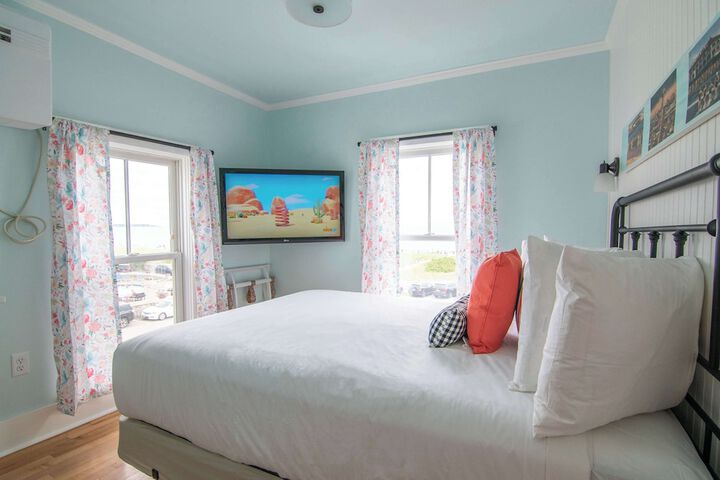 Ocean House Hotel & Motel
