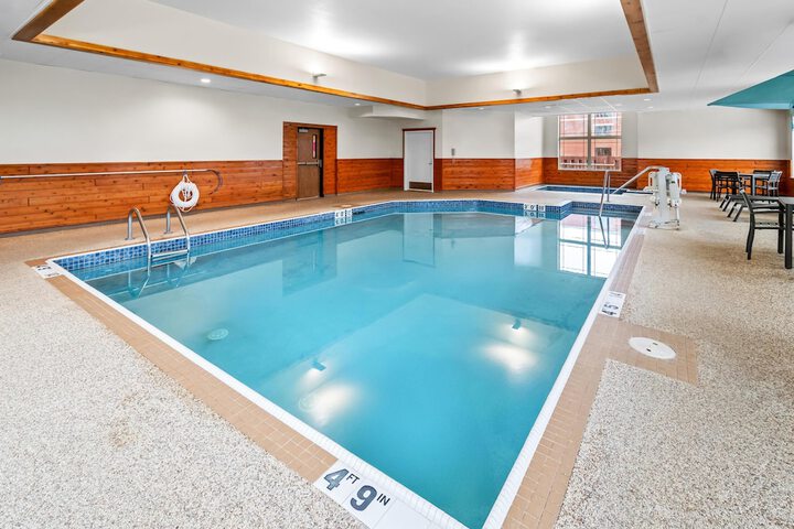 Hampton Inn Duluth Canal Park