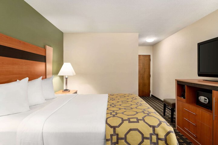 Room 21 of 36