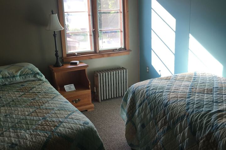 Room 29 of 35