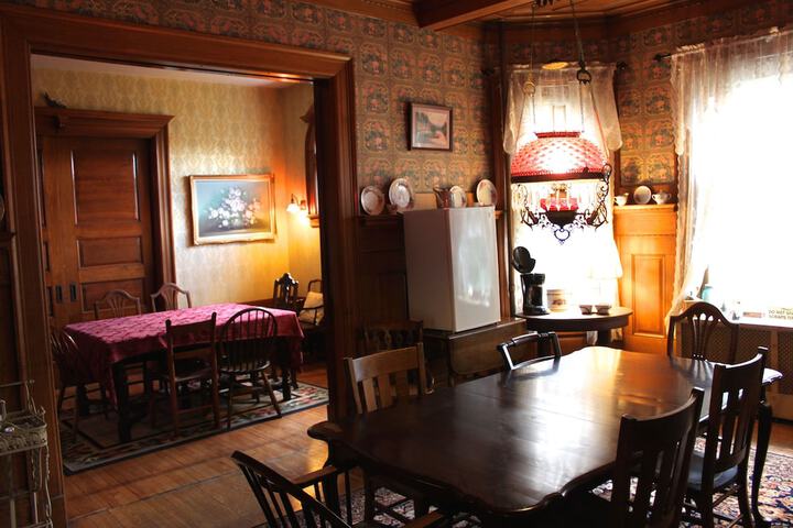 Victorian Charm Inn