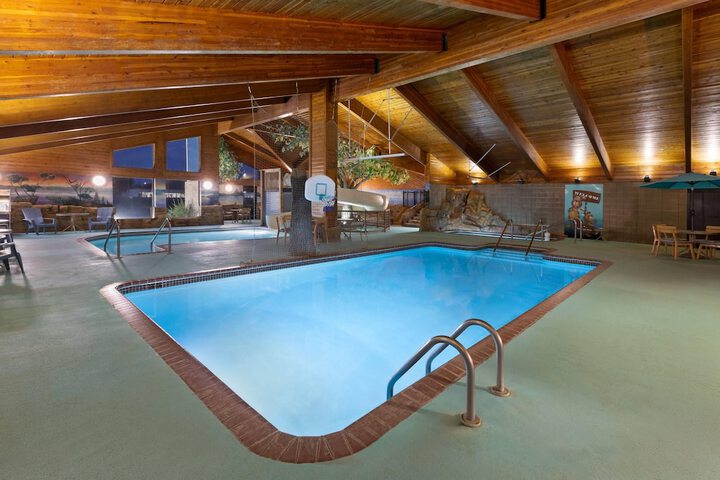 AmericInn by Wyndham Chippewa Falls