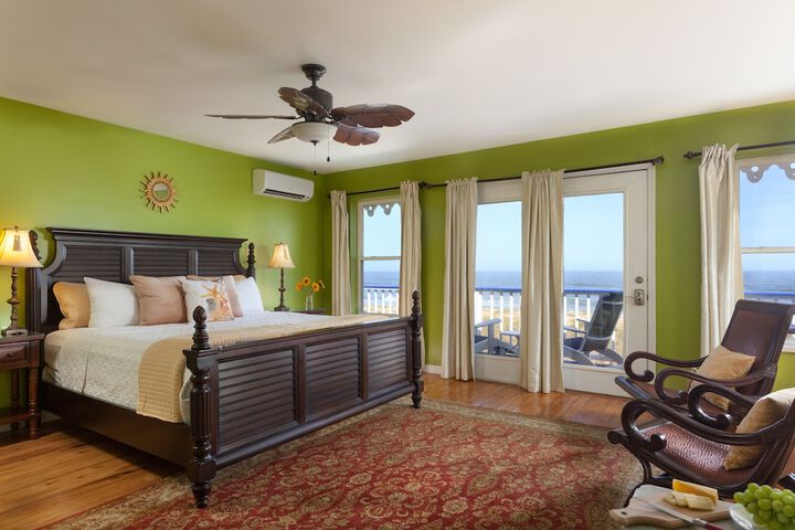 Room 40 of 158
