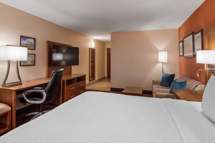 Room 31 of 66