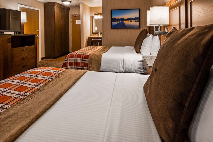 Best Western Plus Flathead Lake Inn & Suites