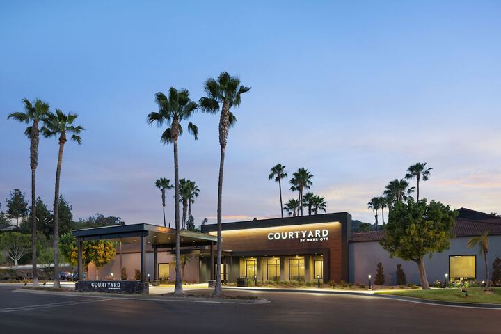 Hotel 5 of 41