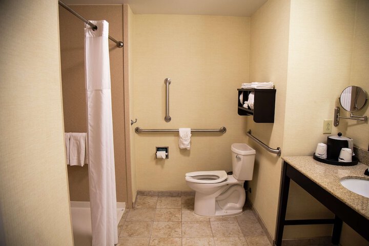 Room 53 of 89