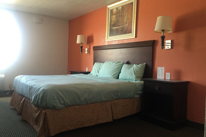 Room 31 of 34