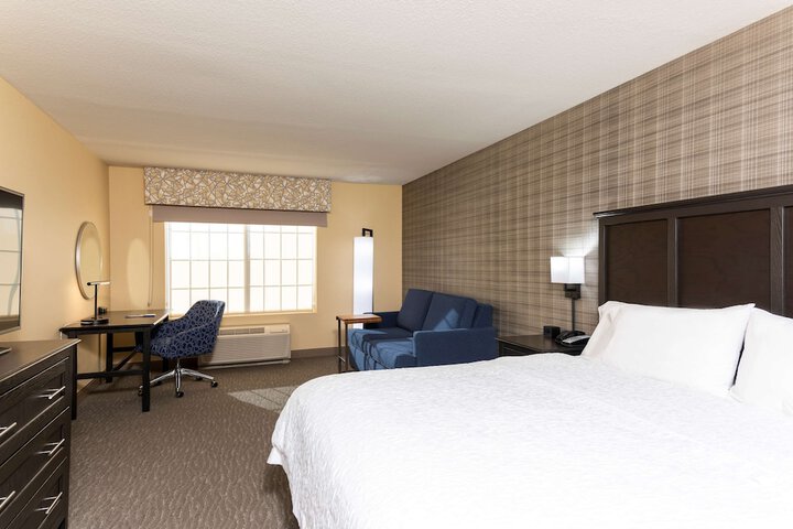 Hampton Inn Holland