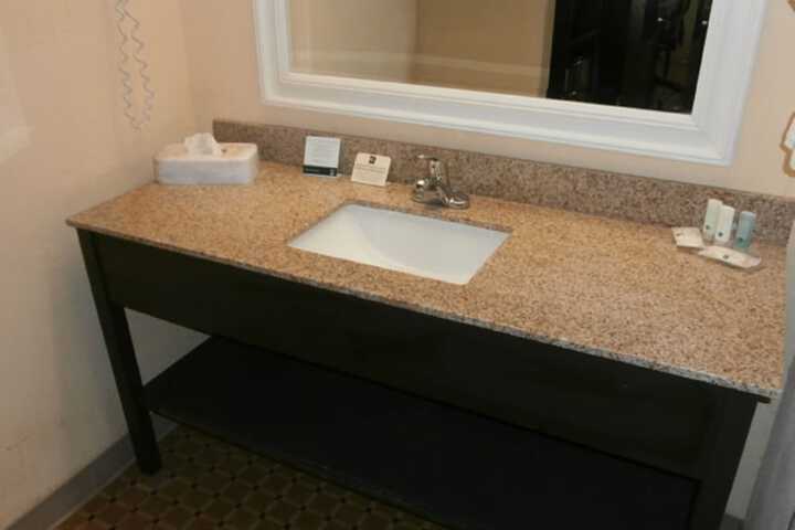 Room 12 of 24