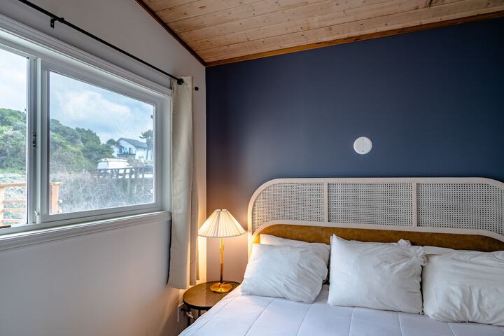 Room 56 of 124