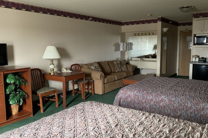 Room 40 of 61